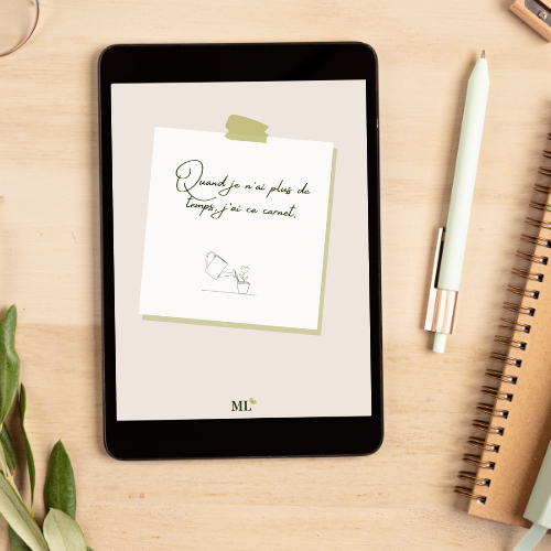 Visuel d’un carnet numérique sur tablette avec un stylo, représentant le carnet gratuit à télécharger